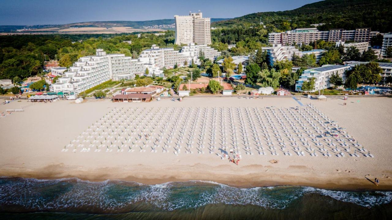 Hotel Laguna Garden Albena Exterior foto