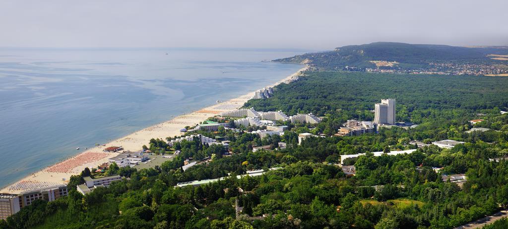 Hotel Laguna Garden Albena Exterior foto